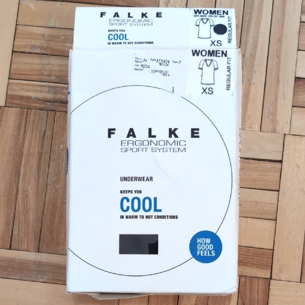 Falke Ergonomic sport system top nwt size XS